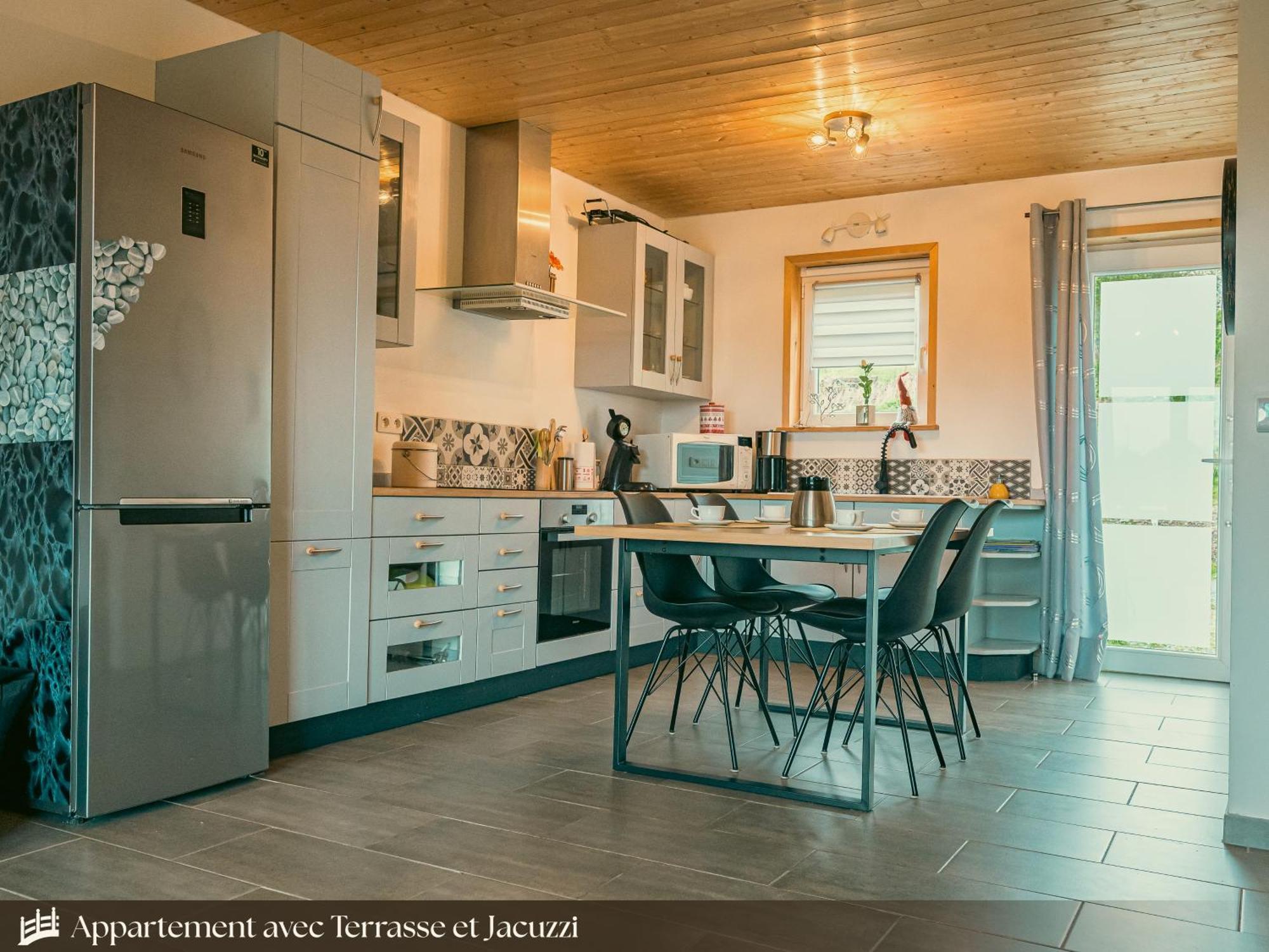 Les Appartements Du Pont Alsort Froid-Chapelle Eksteriør bilde