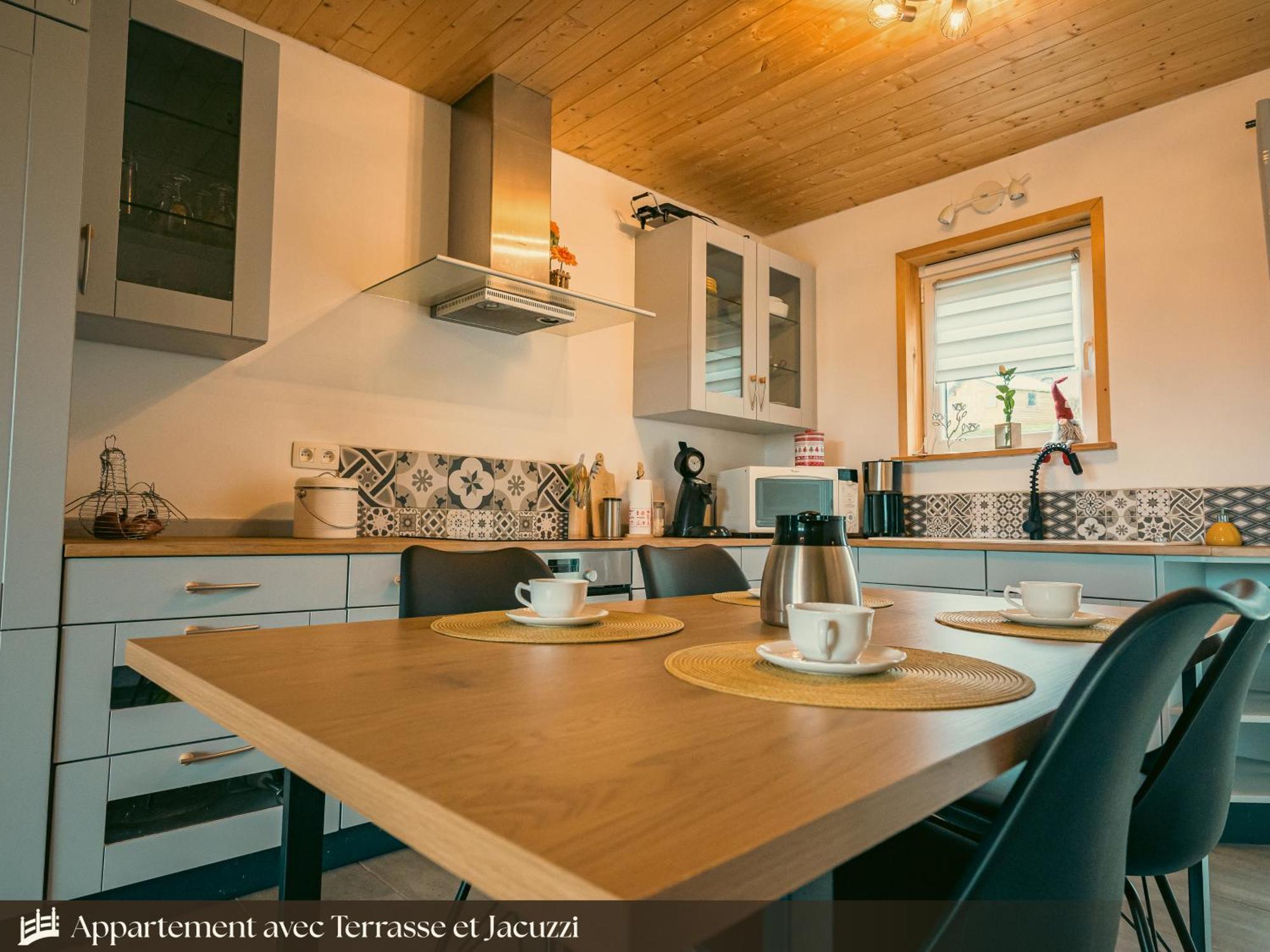 Les Appartements Du Pont Alsort Froid-Chapelle Eksteriør bilde